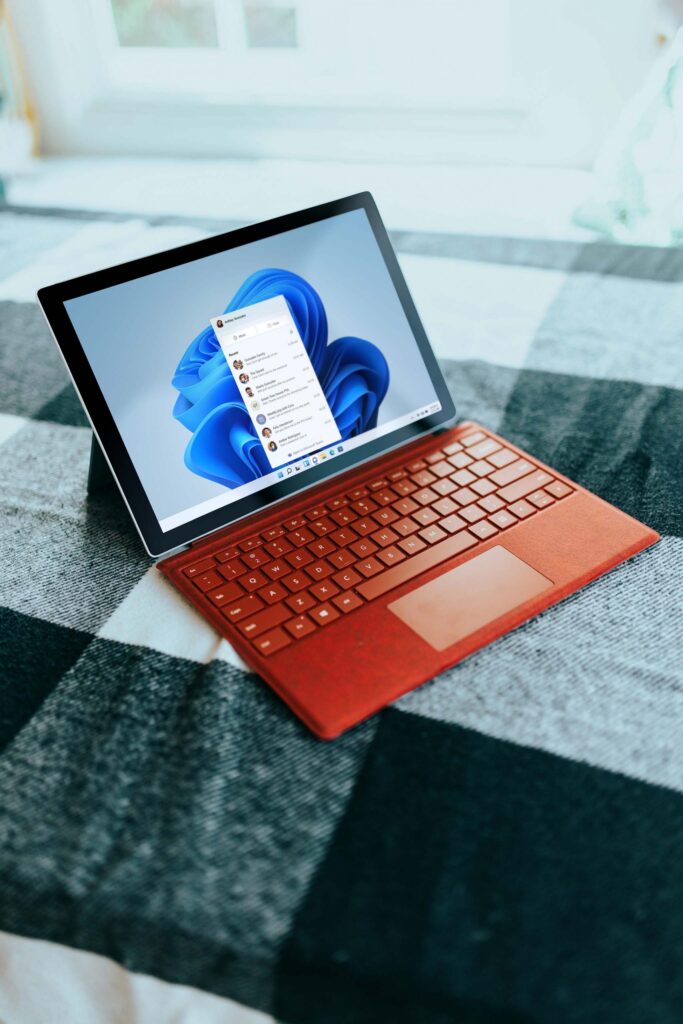 surface-3tvcCpmbAnY-unsplash